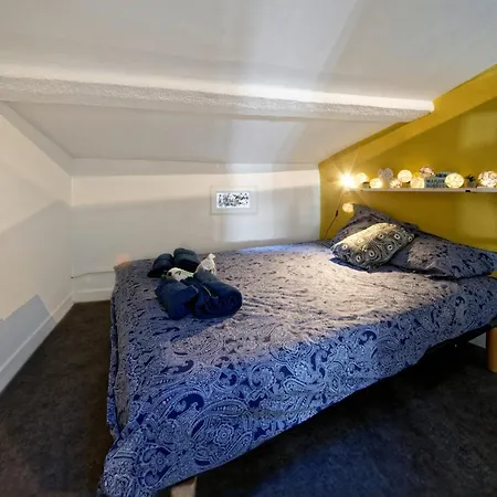Apartment #studio La Ruche#mansarde/ Hyper-centre/face Au Tram