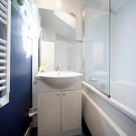 #studio La Ruche#mansarde/ Hyper-centre/face Au Tram Clermont-Ferrand